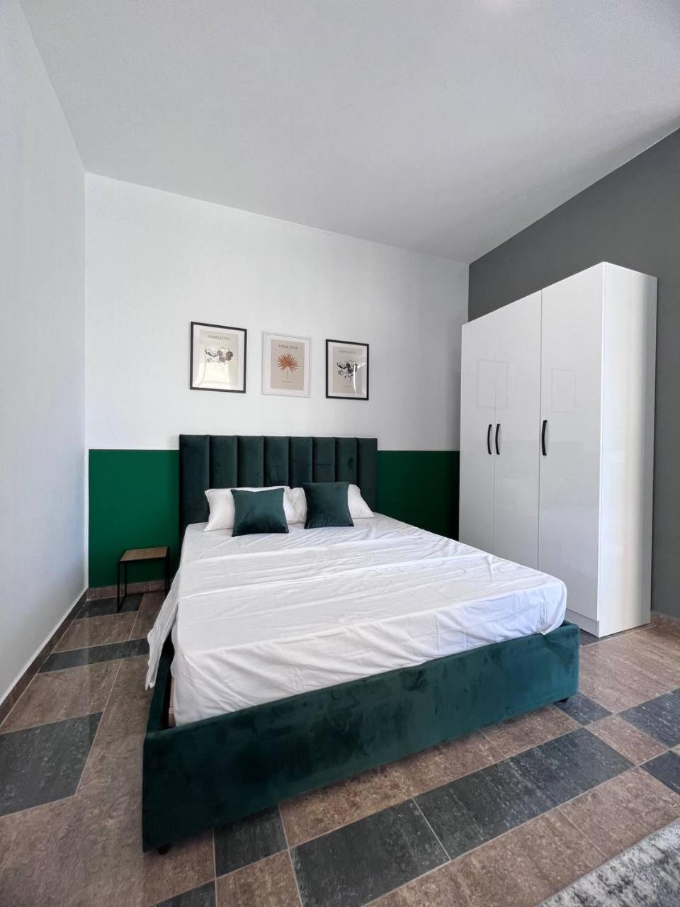 Cactus Apartments ดูร์เรส ภายนอก รูปภาพ
