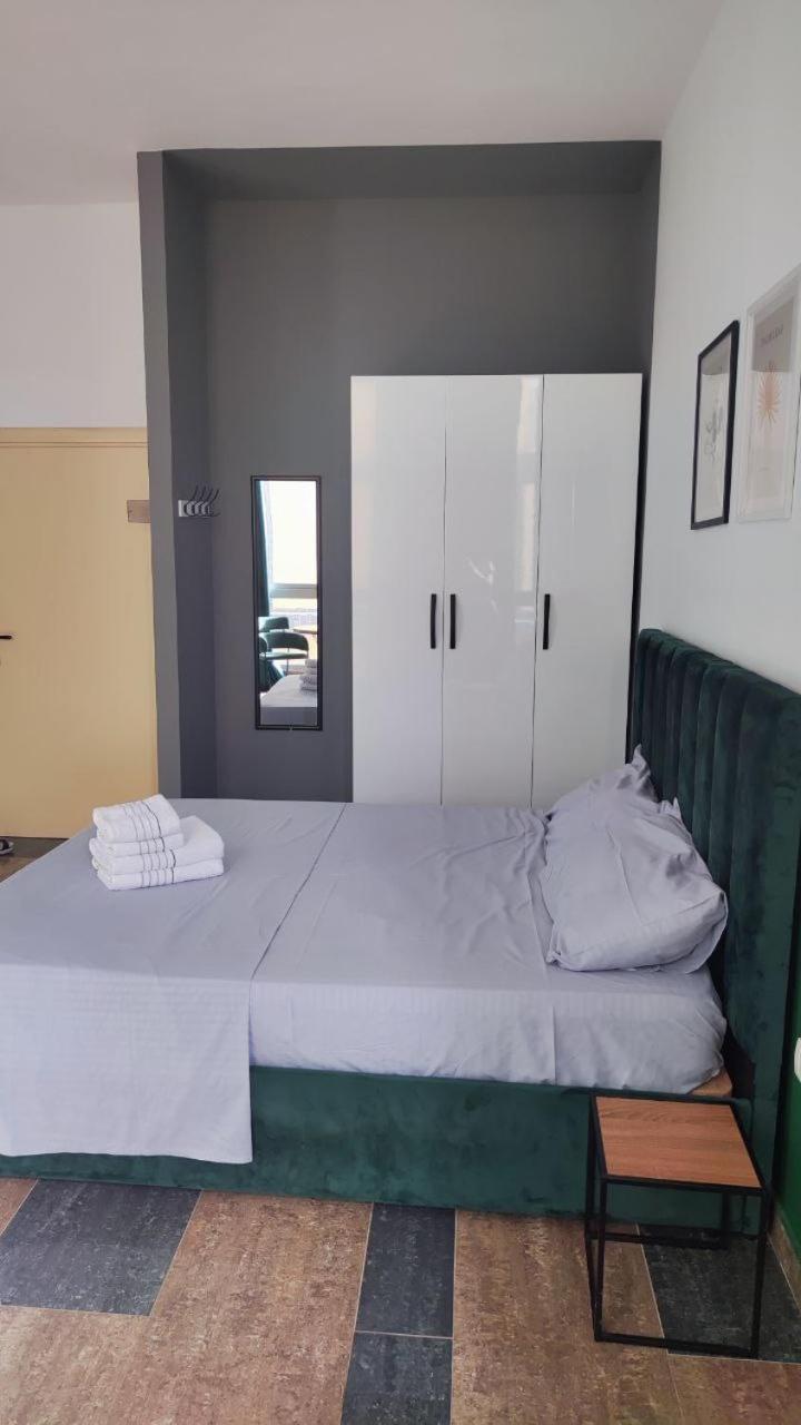 Cactus Apartments ดูร์เรส ภายนอก รูปภาพ